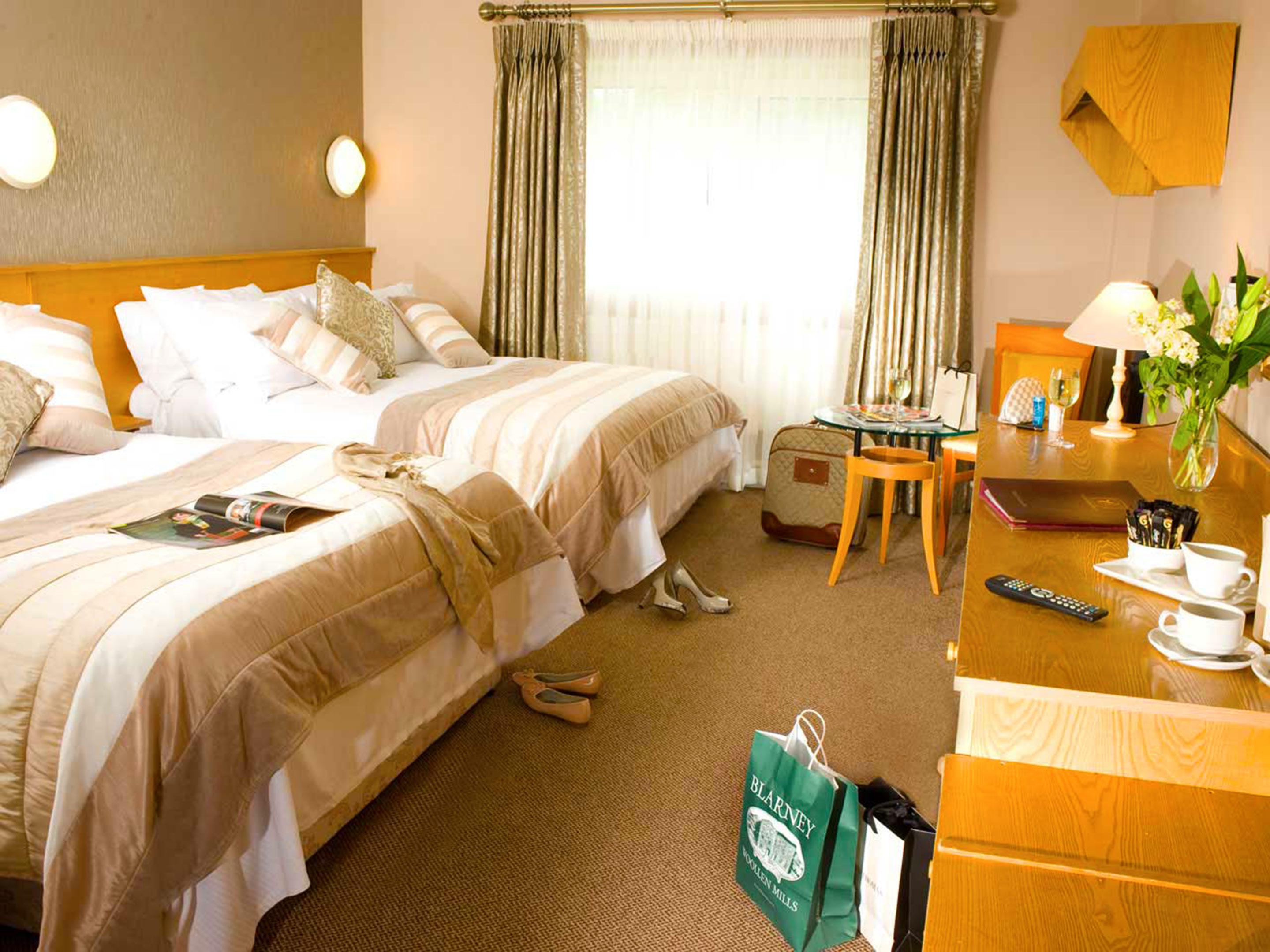 Great National Commons Inn Hotel Cork Buitenkant foto