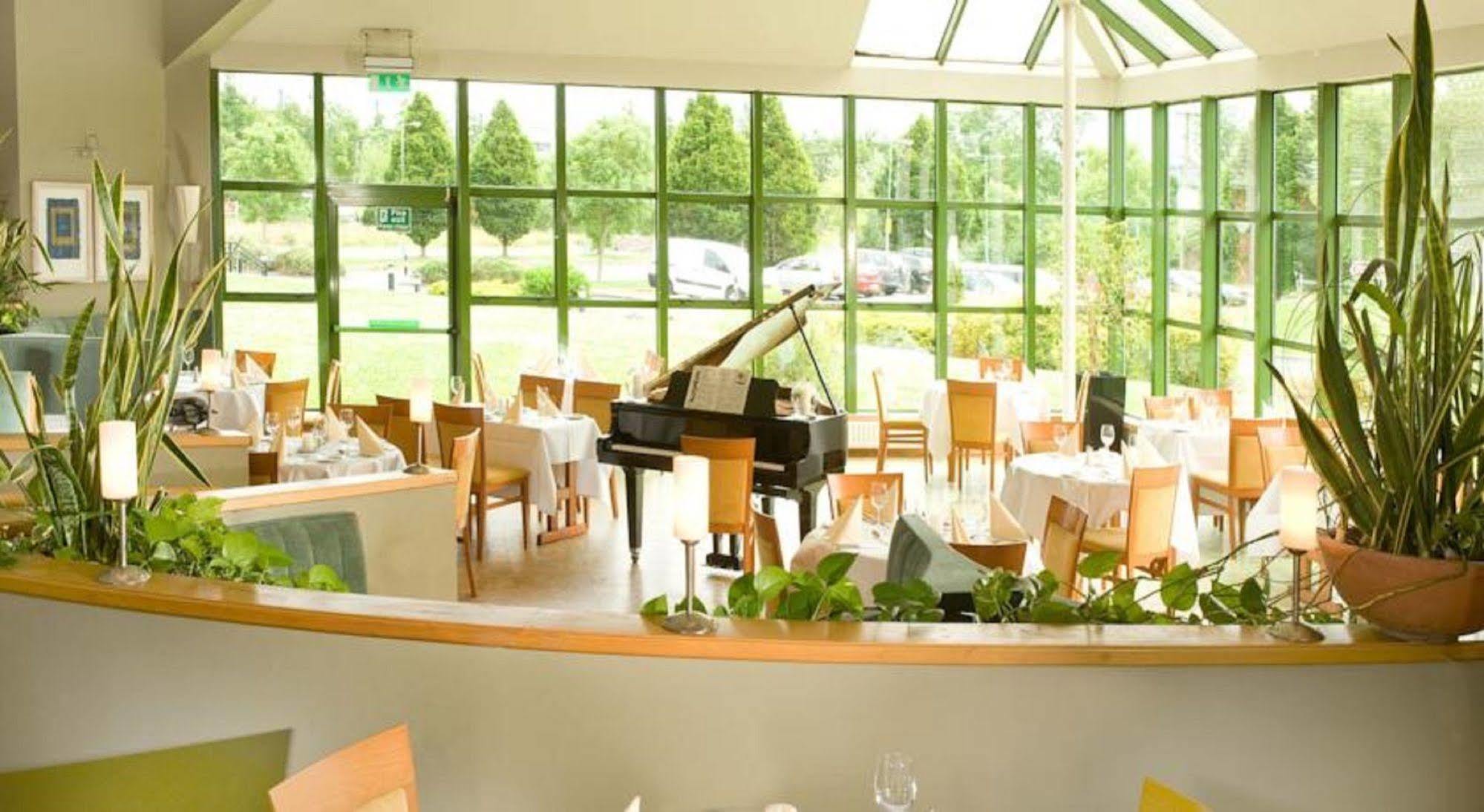 Great National Commons Inn Hotel Cork Buitenkant foto